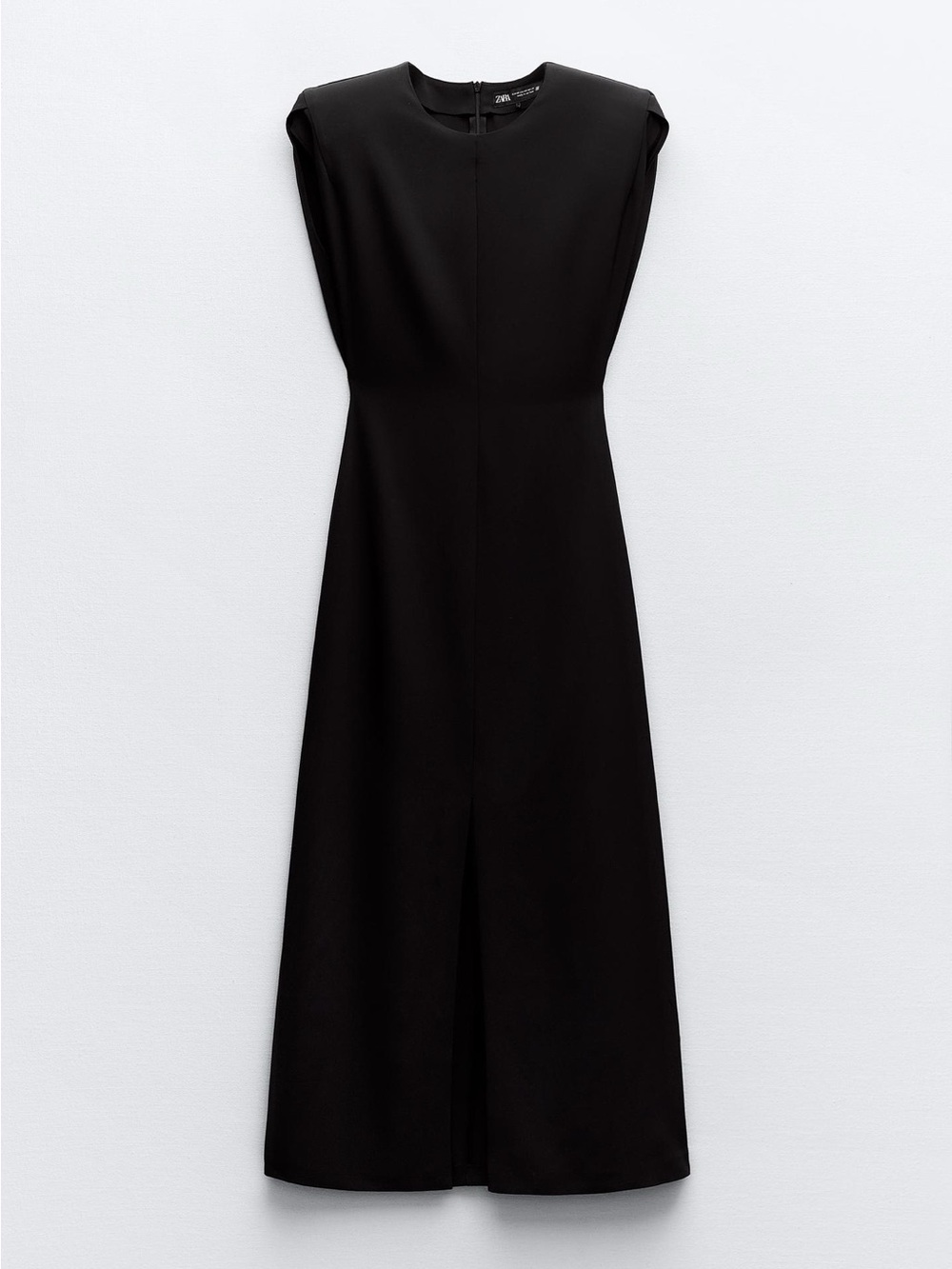Classic Black Sleeveless Shift Dress